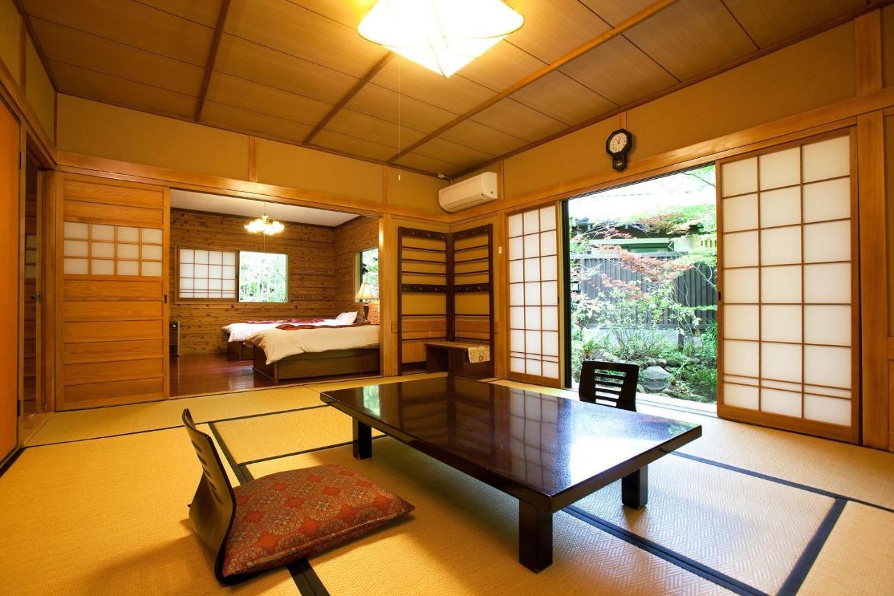 Kurokawa Onsen Oku No Yu Hotel Minamioguni Kültér fotó