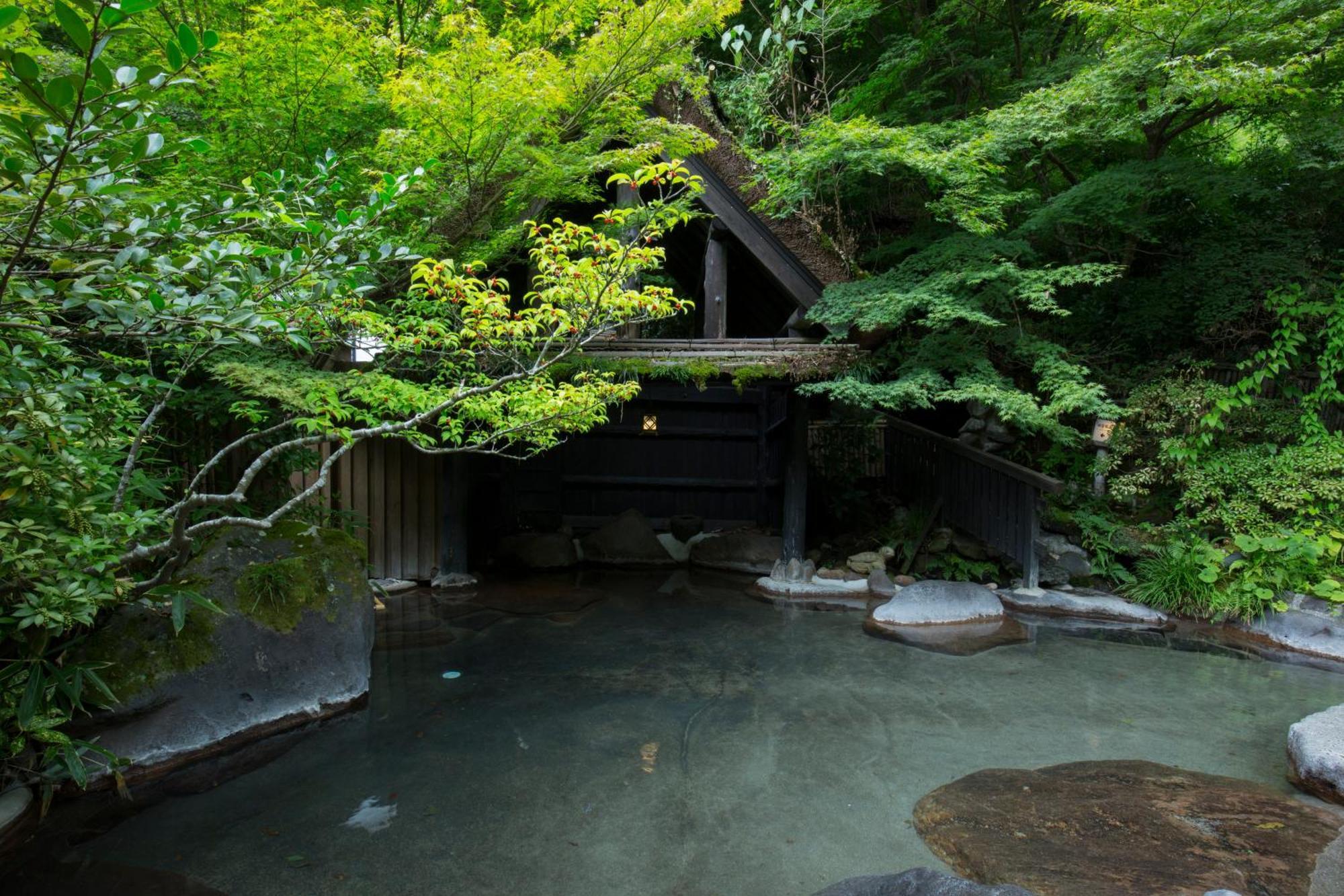 Kurokawa Onsen Oku No Yu Hotel Minamioguni Kültér fotó