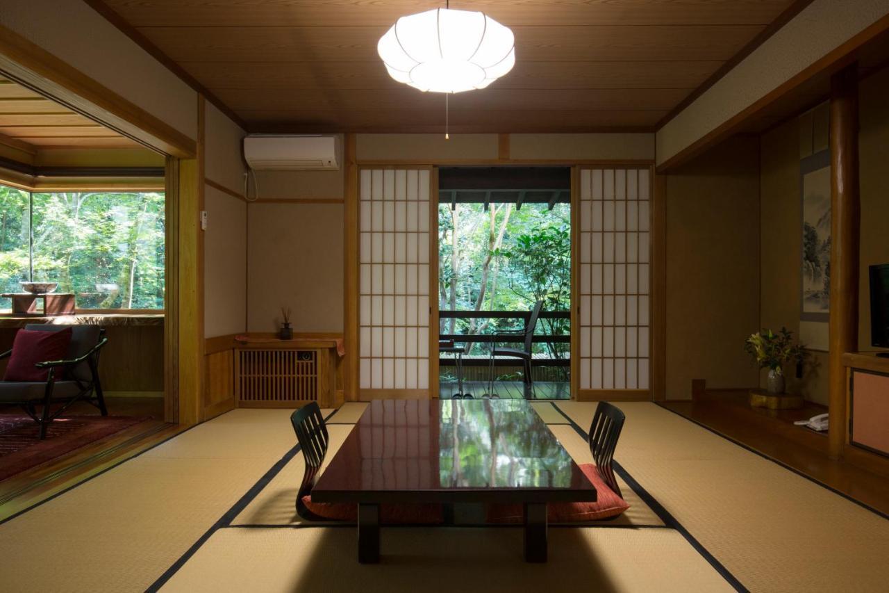 Kurokawa Onsen Oku No Yu Hotel Minamioguni Kültér fotó