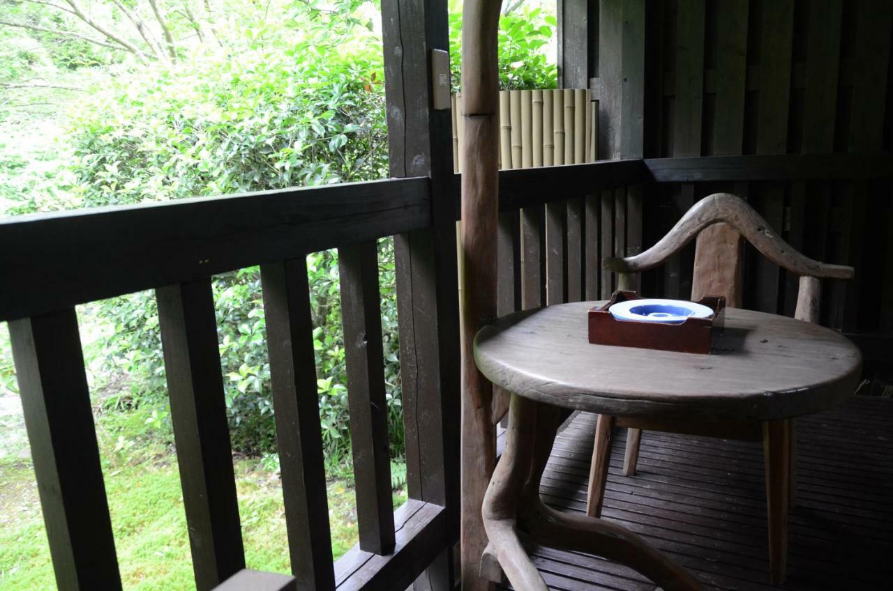 Kurokawa Onsen Oku No Yu Hotel Minamioguni Kültér fotó
