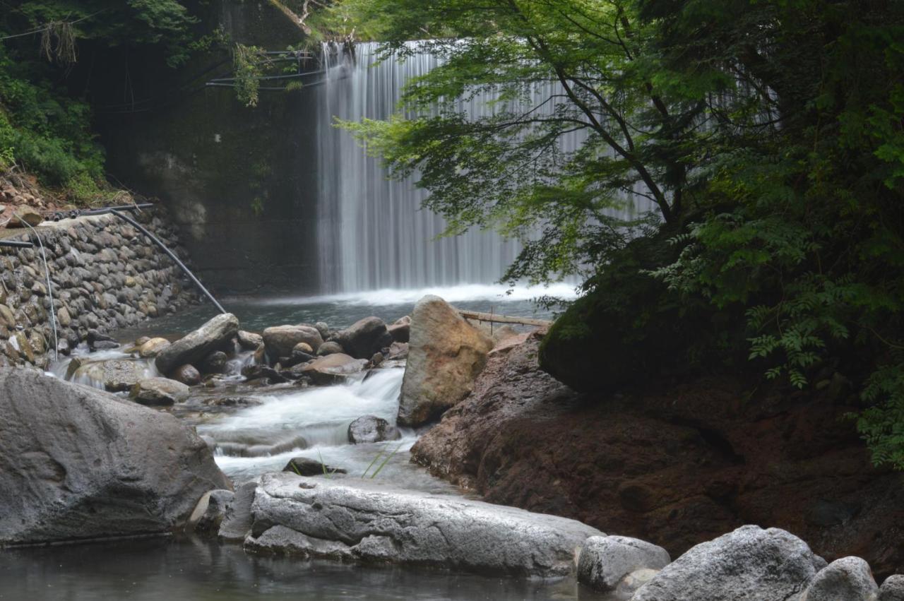 Kurokawa Onsen Oku No Yu Hotel Minamioguni Kültér fotó