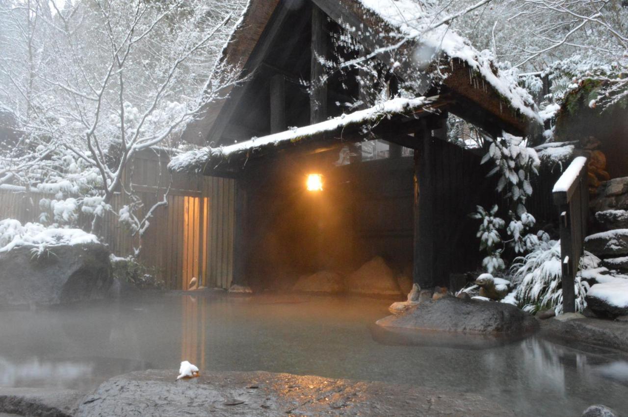 Kurokawa Onsen Oku No Yu Hotel Minamioguni Kültér fotó